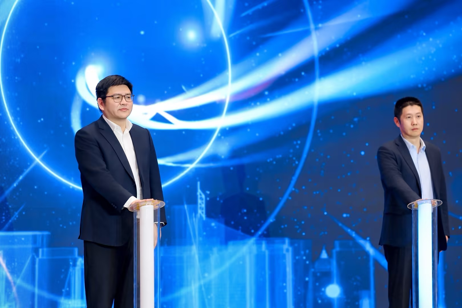 0317_145716_913.jpg 02.jpg